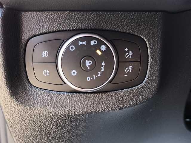 Ford Tourneo Courier 1.0 EcoBoost Powershift Active