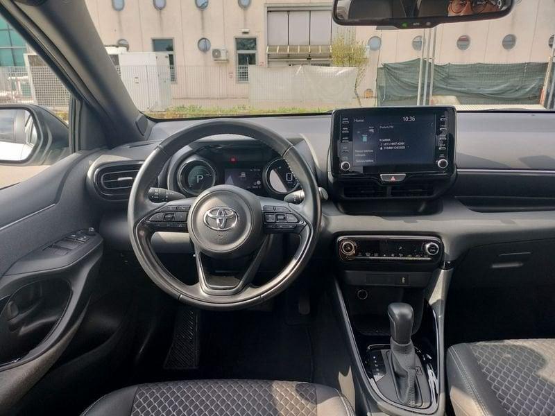Toyota Yaris Hybrid Style MY22