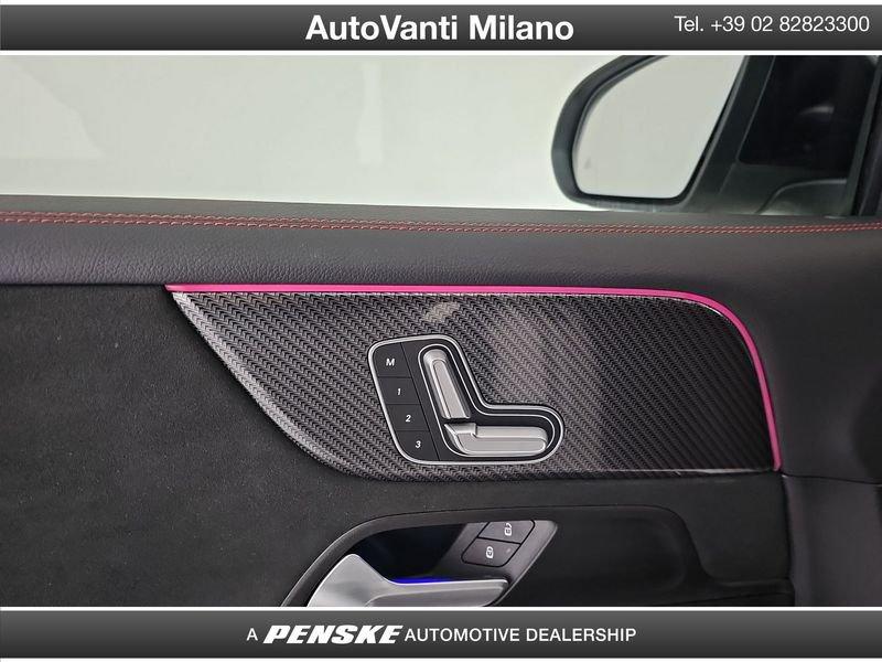 Mercedes-Benz GLB GLB 220 d Automatic 4MATIC Premium