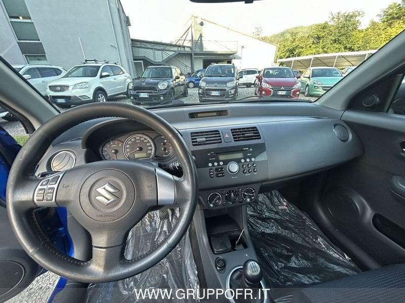Suzuki Swift 1.3 4x4 5p. GL