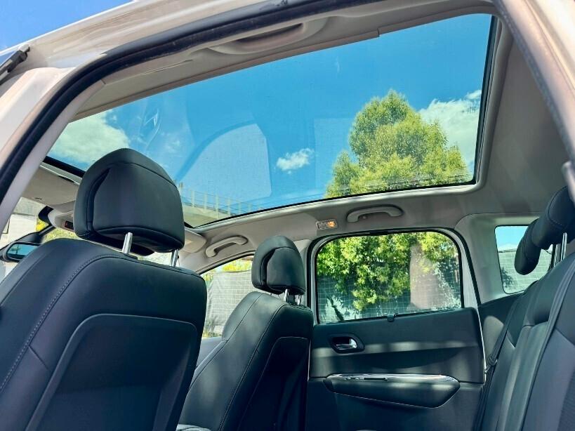 Peugeot 3008 1.6 HDi 115CV Allure