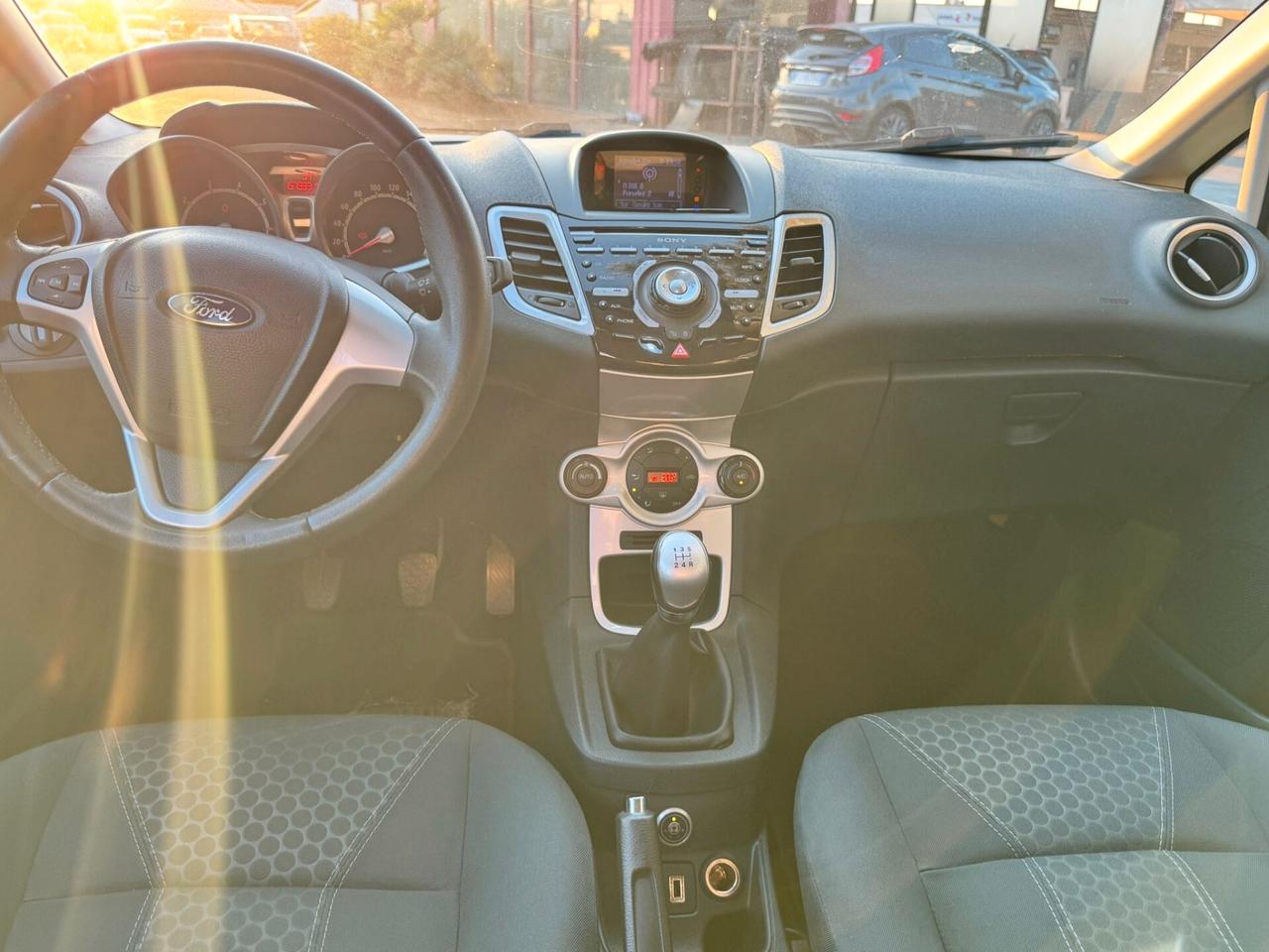 Ford Fiesta 1.4 16V 5p. Bz.- GPL Titanium