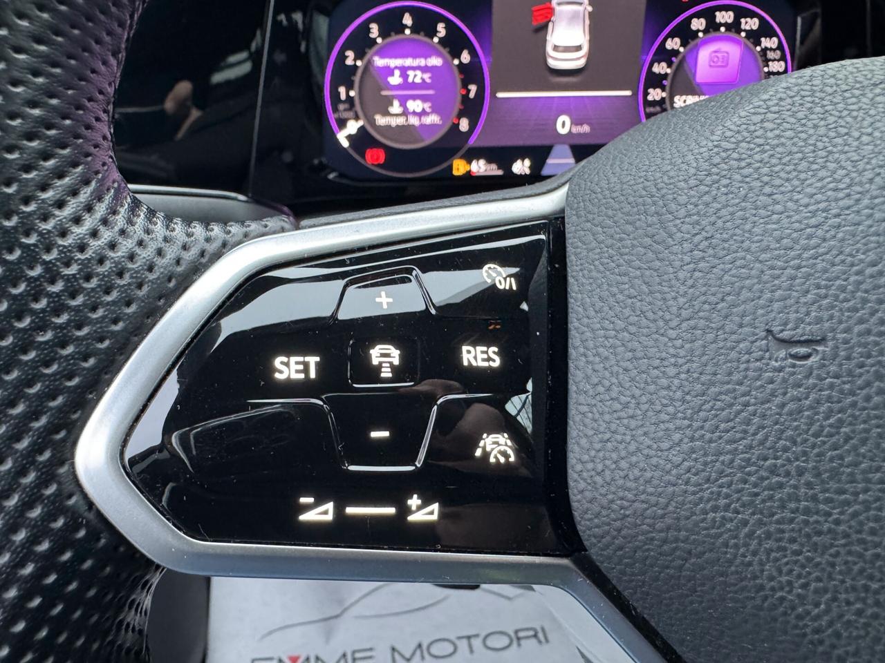 Volkswagen Golf 1.5TSi evo R-Line / NO VINCOLI / Fari Performance