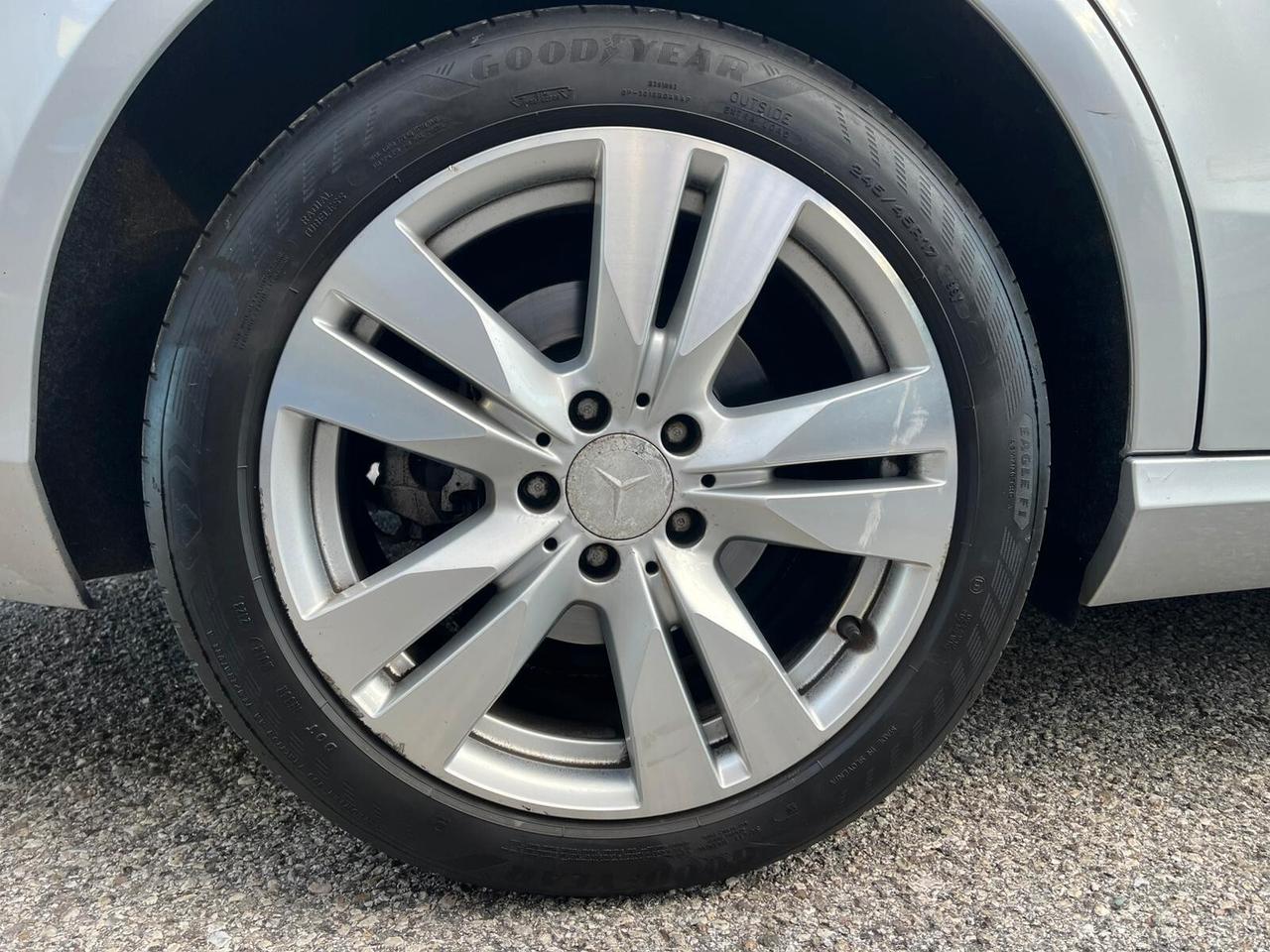 Mercedes-benz E 250 CDI 4Matic AVANTGARDE