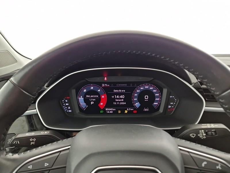 Audi Q3 35 2.0 tdi business s-tronic