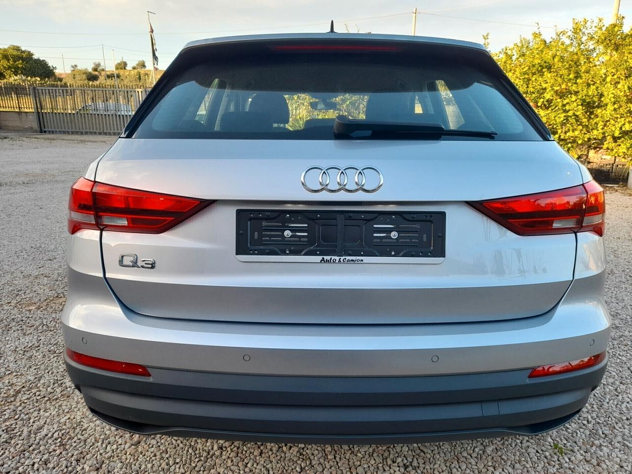 Audi Q3 35 TDI S tronic Business Advanced ANN02020