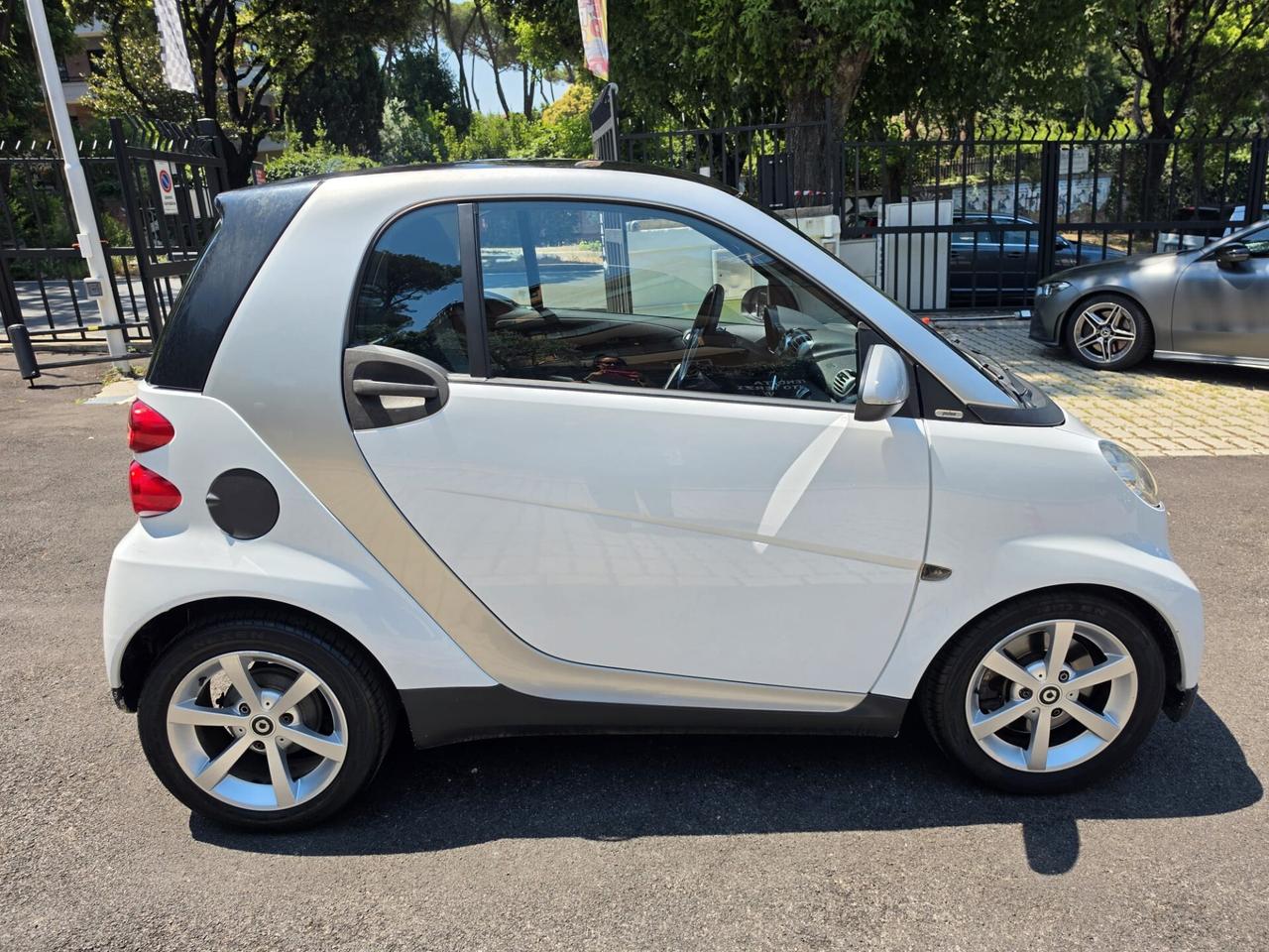 Smart ForTwo 1000 52 kW coupé pulse