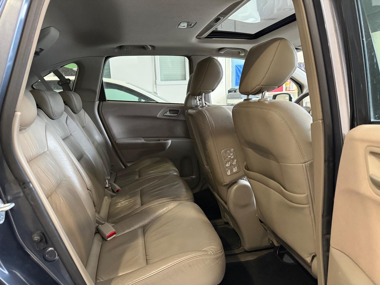 Honda FR-V 2.2d full optional