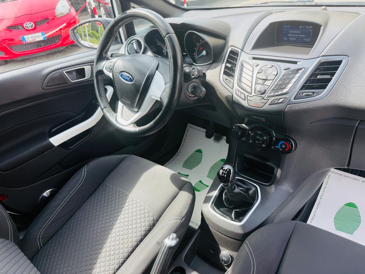 Ford Fiesta 1.2 B/GPL 82CV Black & White Edition