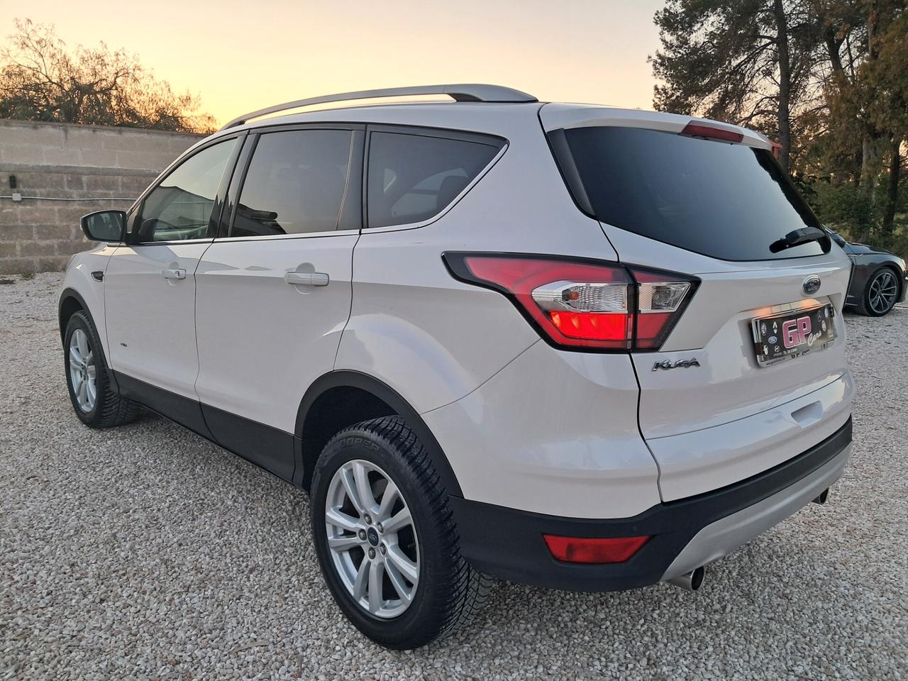 Ford Kuga 2.0 TDCI 150 cv 4WD Powershift Titanium *NAVY-CRUISE*