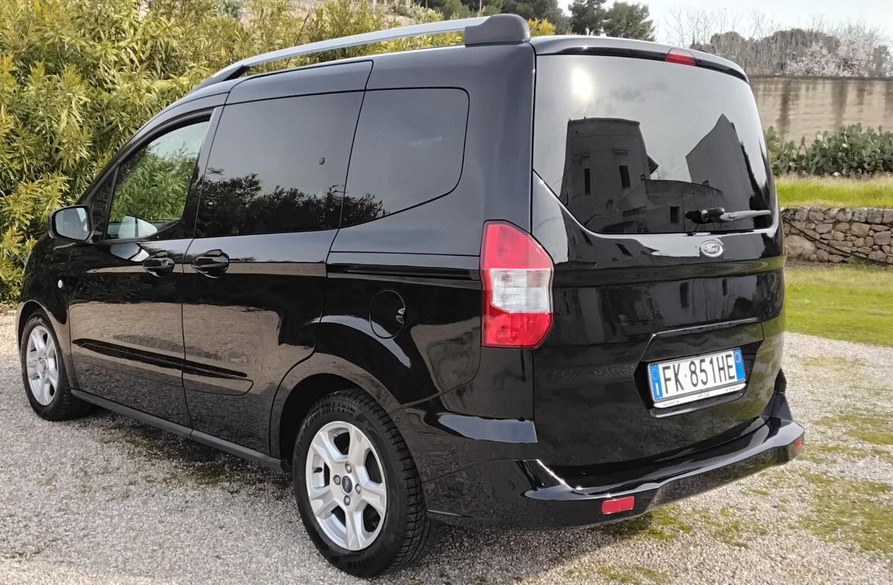 Ford Tourneo Courier Tourneo Courier 1.5 TDCI 75 CV Titanium