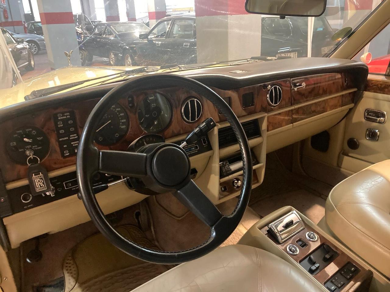 Rolls Royce Silver Spirit