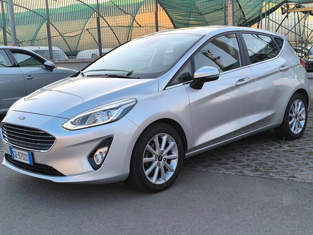 FORD FIESTA TITANIUM GPL CASA MADRE 05/2020 KM 93.000