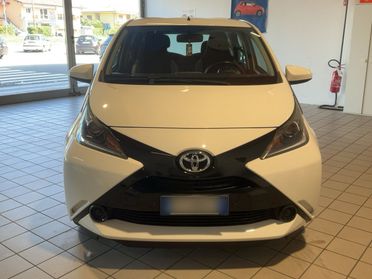 Toyota Aygo 5 Porte Aygo 5p 1.0 x-cite m-mt