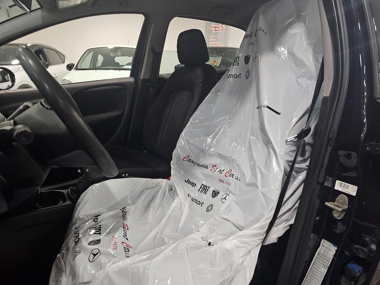 NUOVA FIAT PUNTO STREET LOUNGE 1.2 BENZ 70CV 5 PORTE