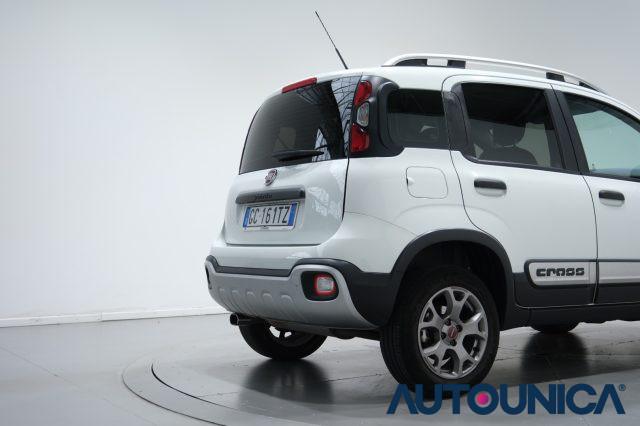 FIAT Panda Cross 0.9 TWINAIR TURBO S&S 4x4 NEOPATENTATI