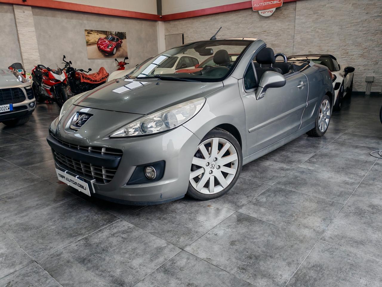 Peugeot 207 1.6 8V HDi 112CV CC Allure