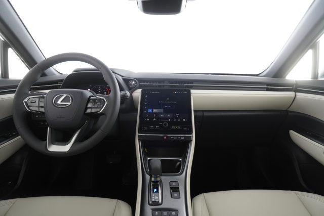 LEXUS LBX LBX Hybrid Elegant