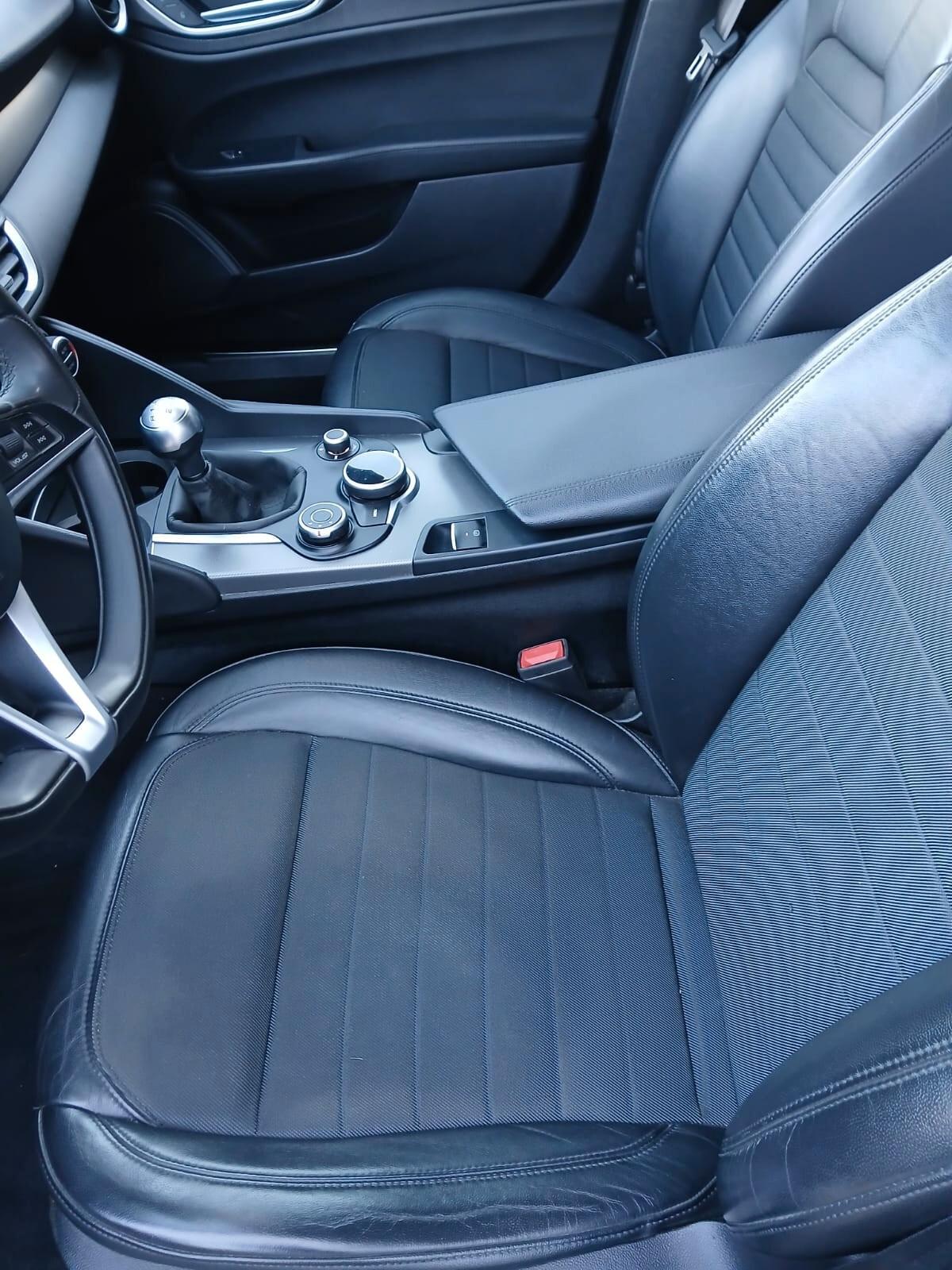 Alfa Romeo Giulia 2.2 Turbodiesel 150 CV Super