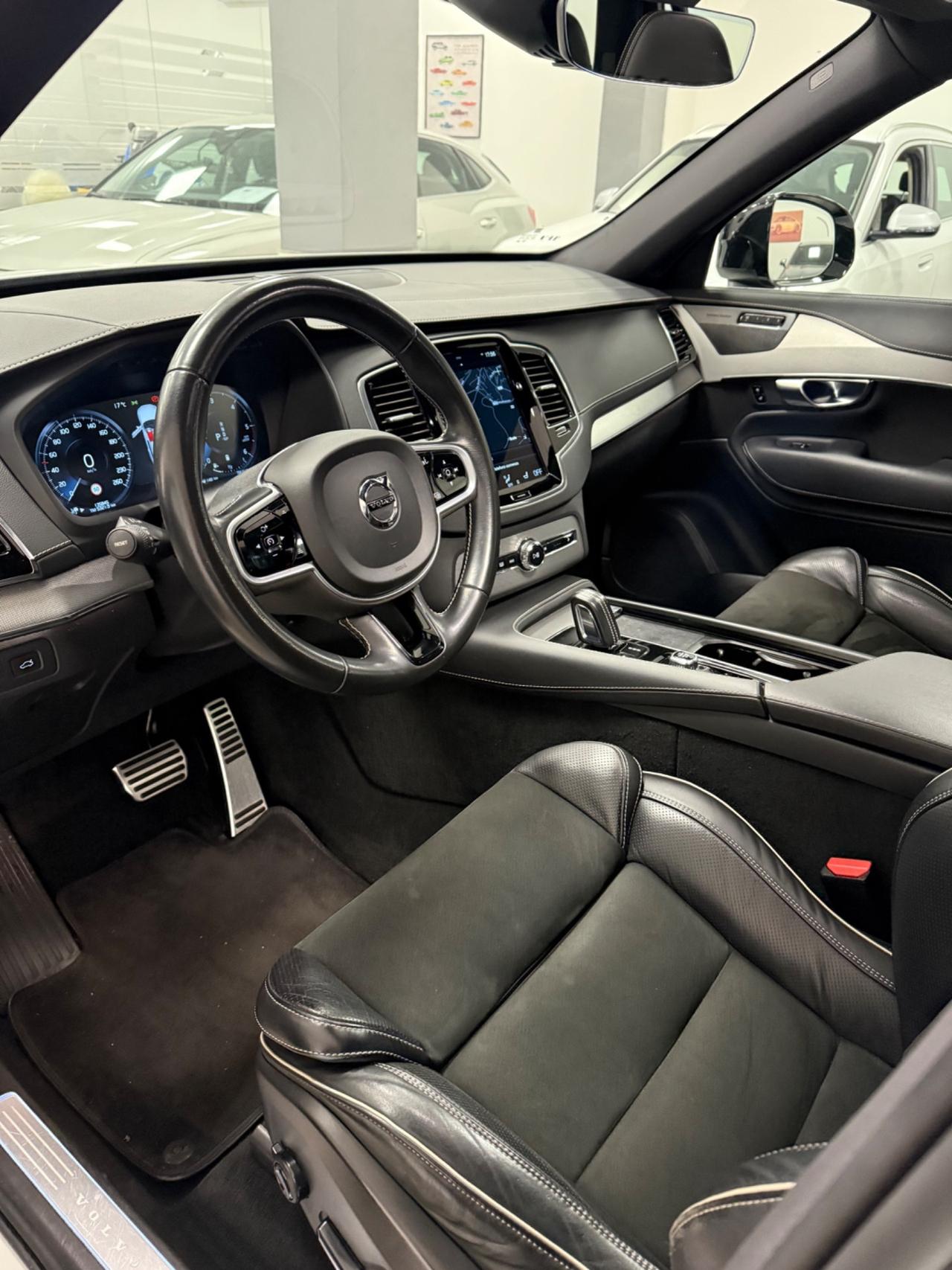 Volvo XC 90 XC90 B5 (d) AWD automatico Plus Dark