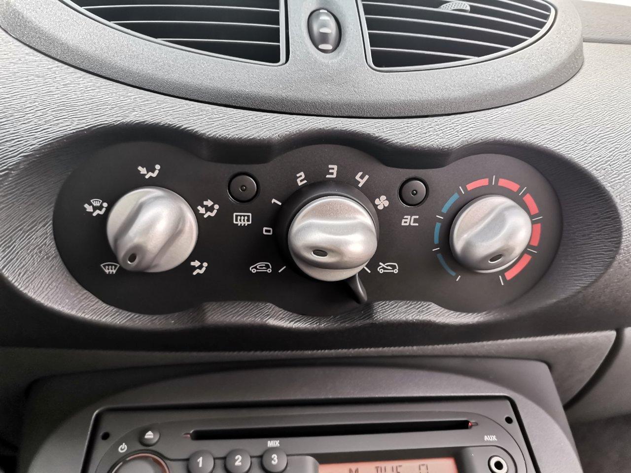 Renault Twingo 1.2 CAMBIO AUTOMATICO