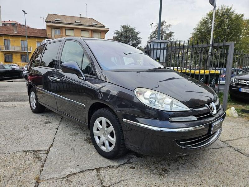 Peugeot 807 807 2.0 hdi 16v Active (st) 136cv 7POSTI