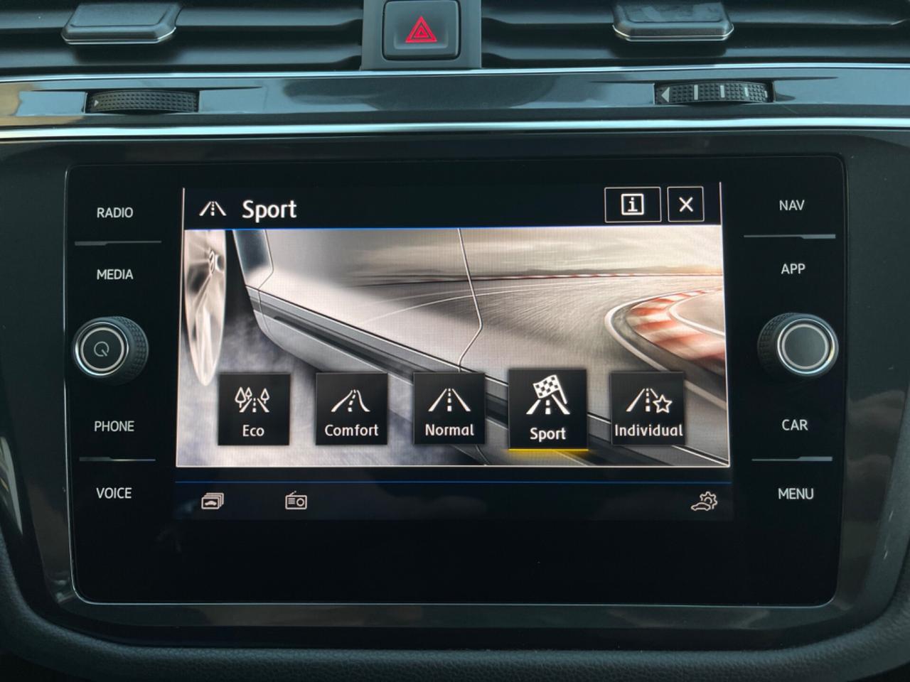 VOLKSWAGEN TIGUAN ALLSPACE TDI R-Line 2020