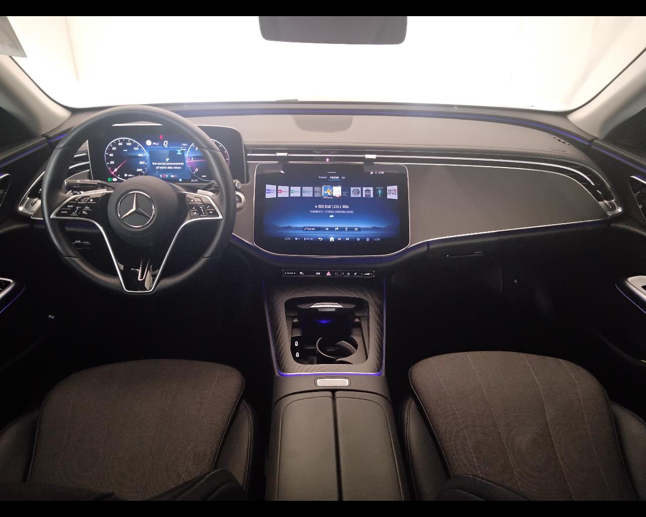Mercedes-Benz Classe E- W214 Berlina - E 200 d Advanced auto