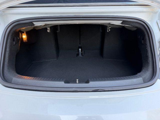 VOLKSWAGEN Maggiolino CABIO 2.0 TDI 110CV
