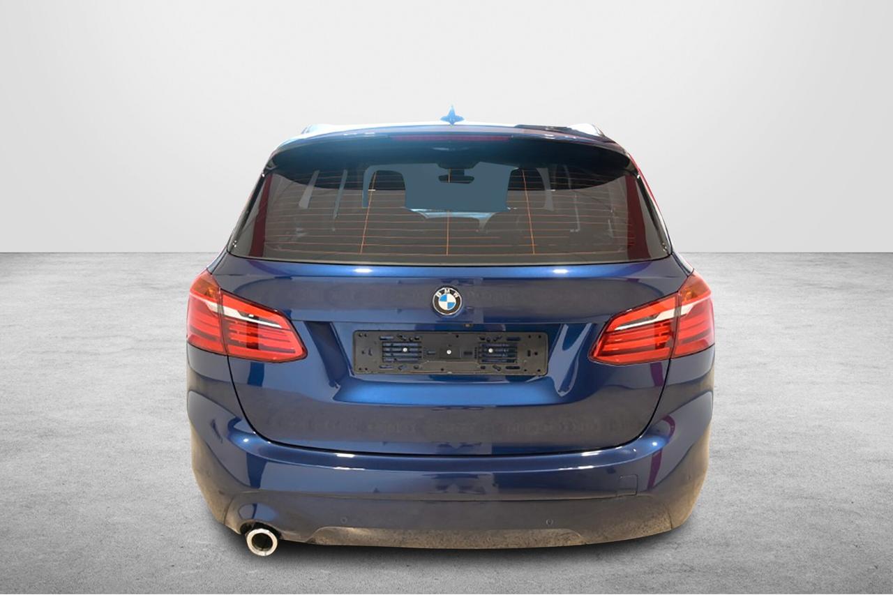 BMW 216D ACTIVE TOURER 116CV 6M. BUSINESS ADVANTAGE ( FARI LED - PELLE - CRUISE - NAVI - PARK ASSISTANT - TELECAMERA POST. )