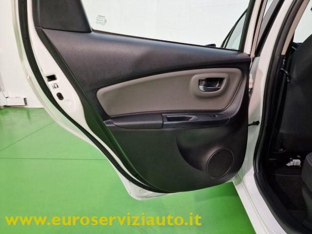TOYOTA Yaris 1.5 Hybrid 5 porte Cool