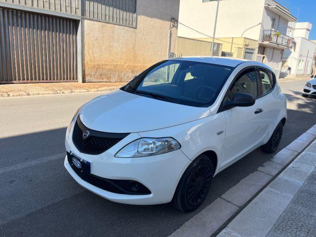 LANCIA Ypsilon 1.0 5p Hybrid Silver