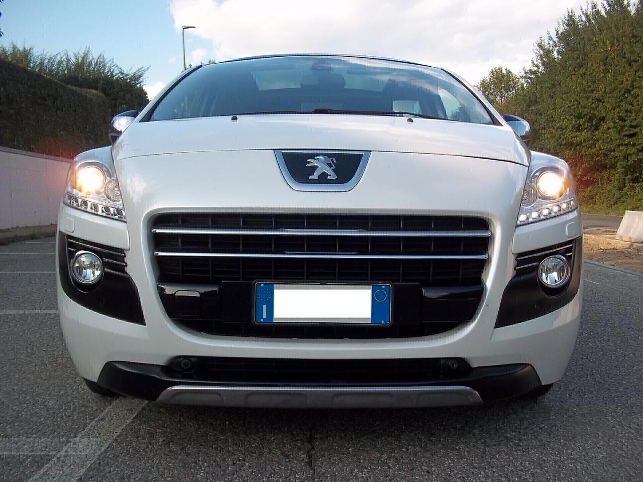 Peugeot 3008 Hybrid 4WD Tagliandi Certificati