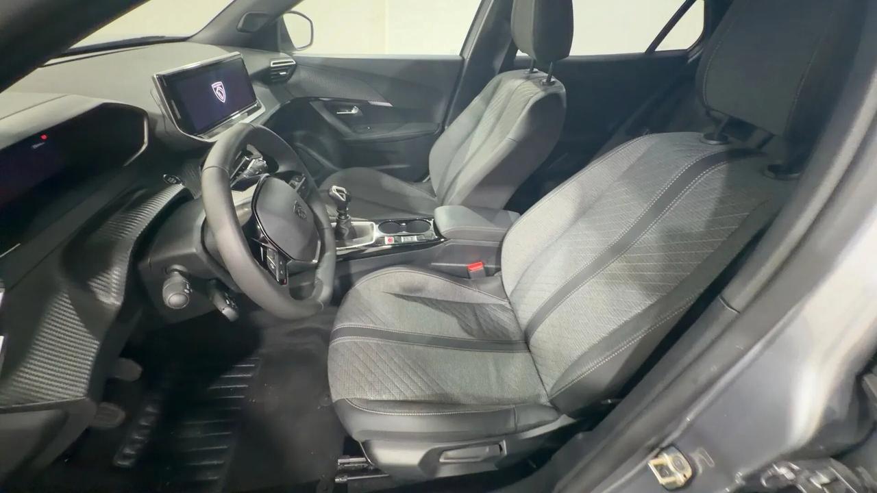 Peugeot 2008 PureTech 100cv Allure '24