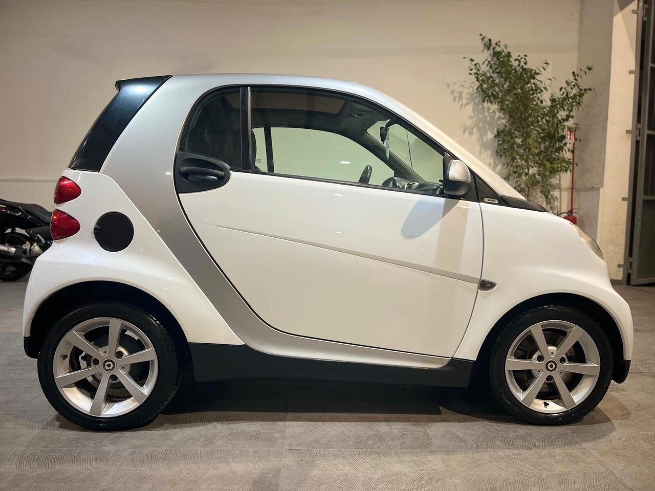SMART FORTWO 1.0 52 kW MHD coupé pulse *90MILA KM* *CAMBIO AUTOM*