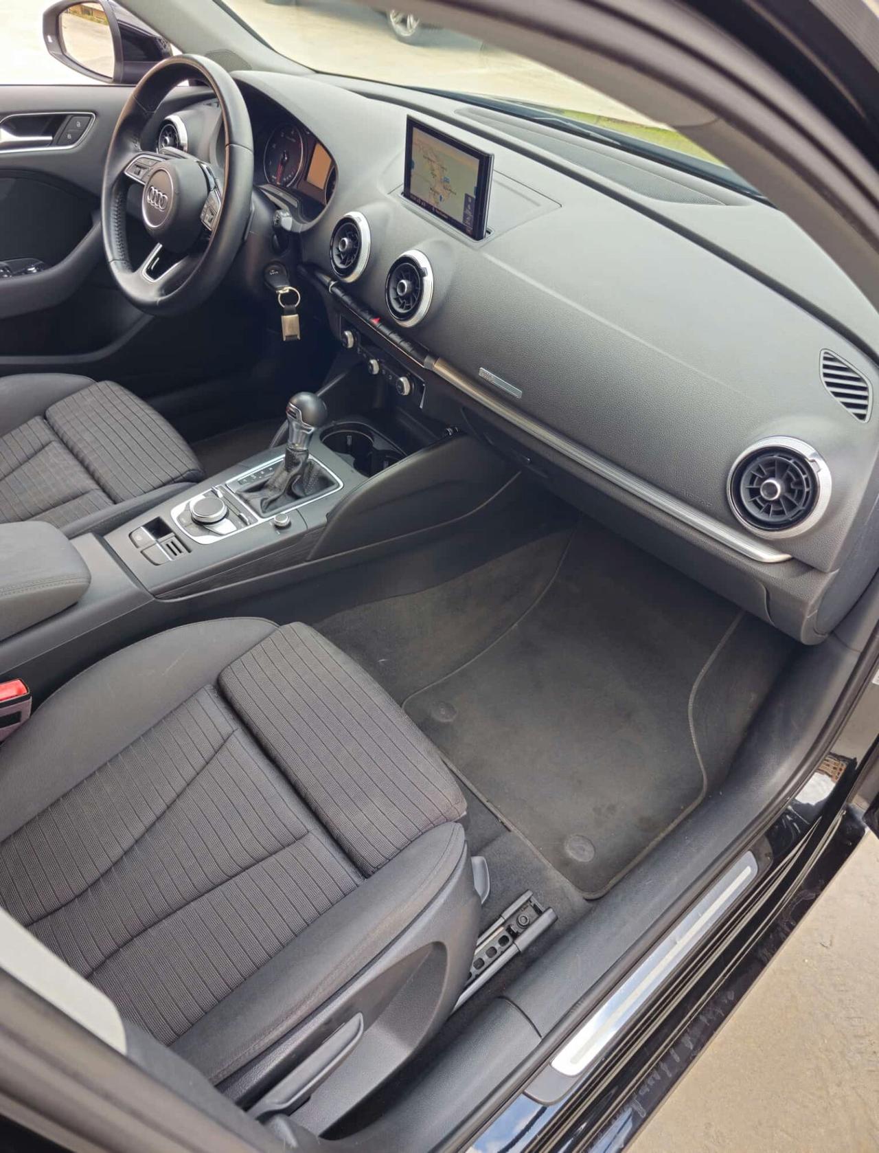 Audi A3 SPB 1.6 TDI 116 CV S tronic Sport