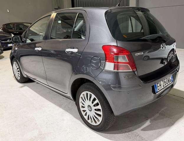 Toyota Yaris Benzina Automatica