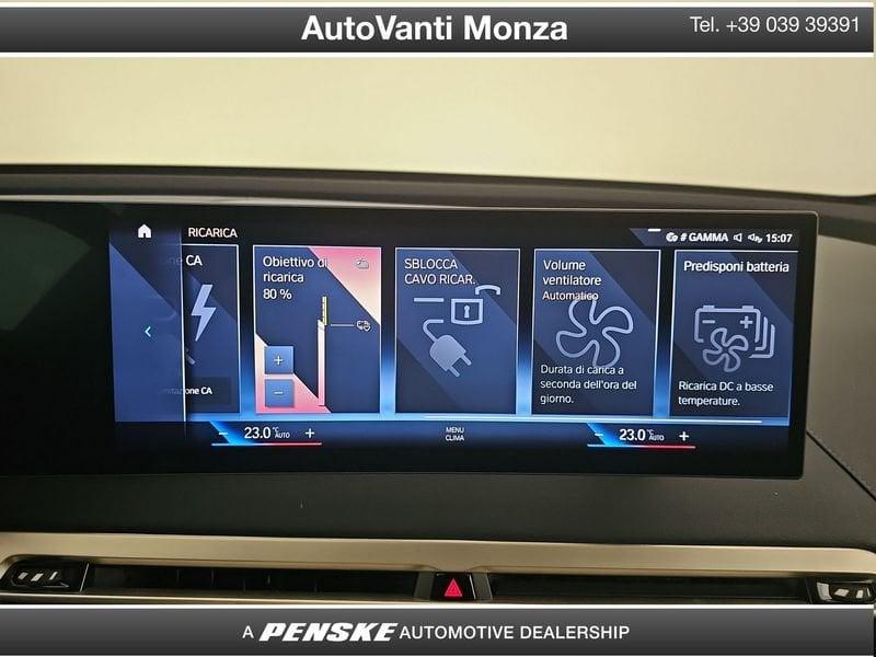 BMW iX iX xDrive40 Pacchetto Sportivo