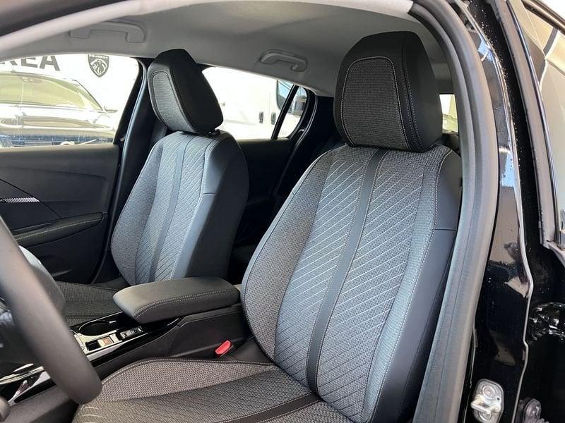 Peugeot 208 Allure Hybrid 110 e-DCS6 auto