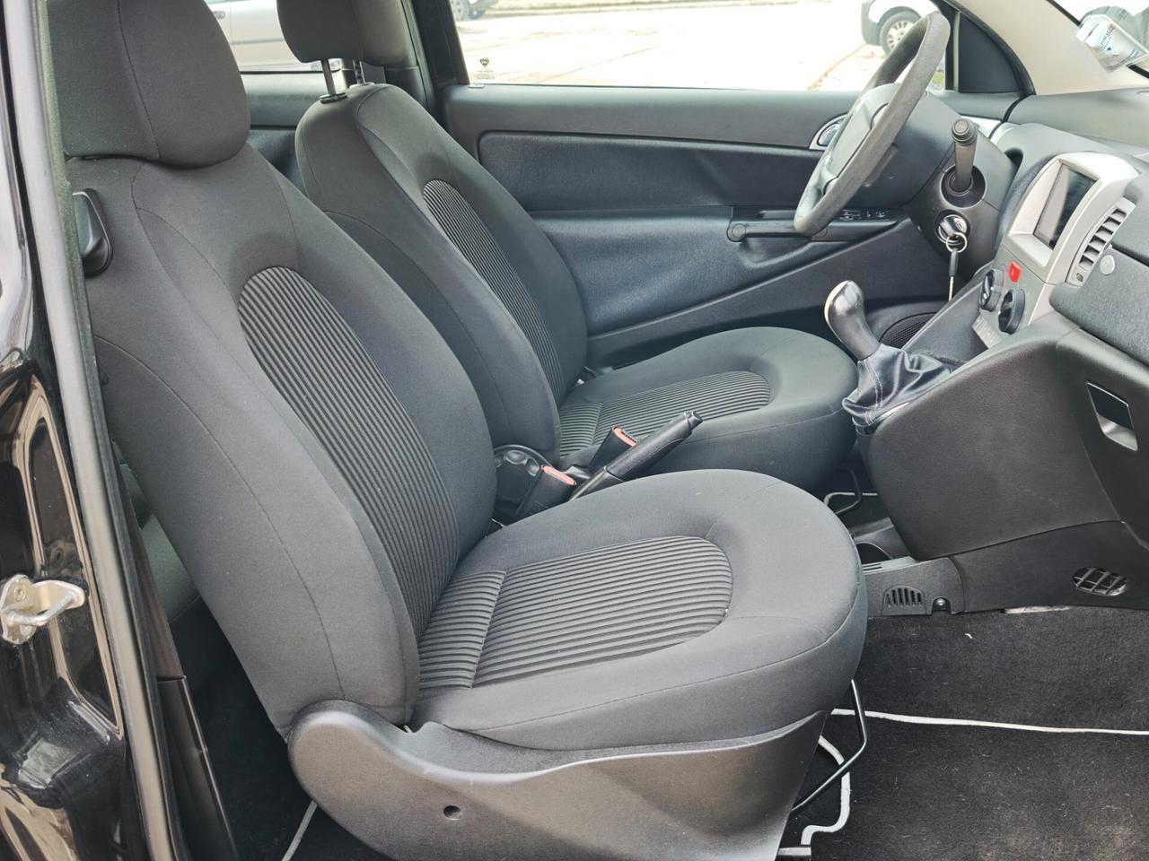 Lancia Ypsilon 1.3 MJT 75 CV OK NEOPATENTATI