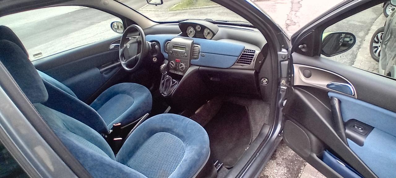 Lancia Ypsilon 1.2