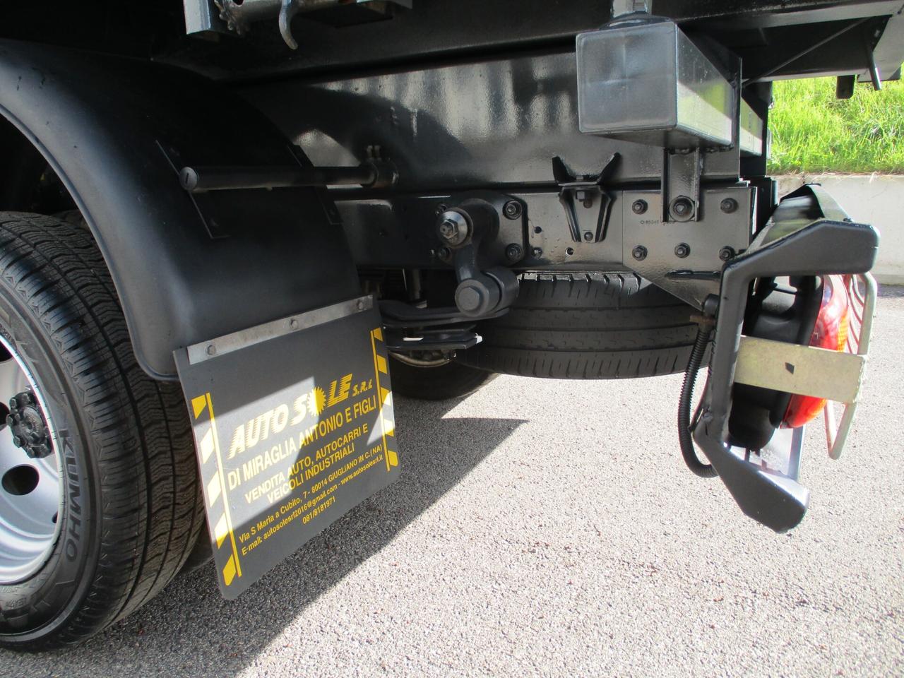 Nissan Cabstar 3000 120CV RIBALTBILE TRILATERALE **PERFETTO**