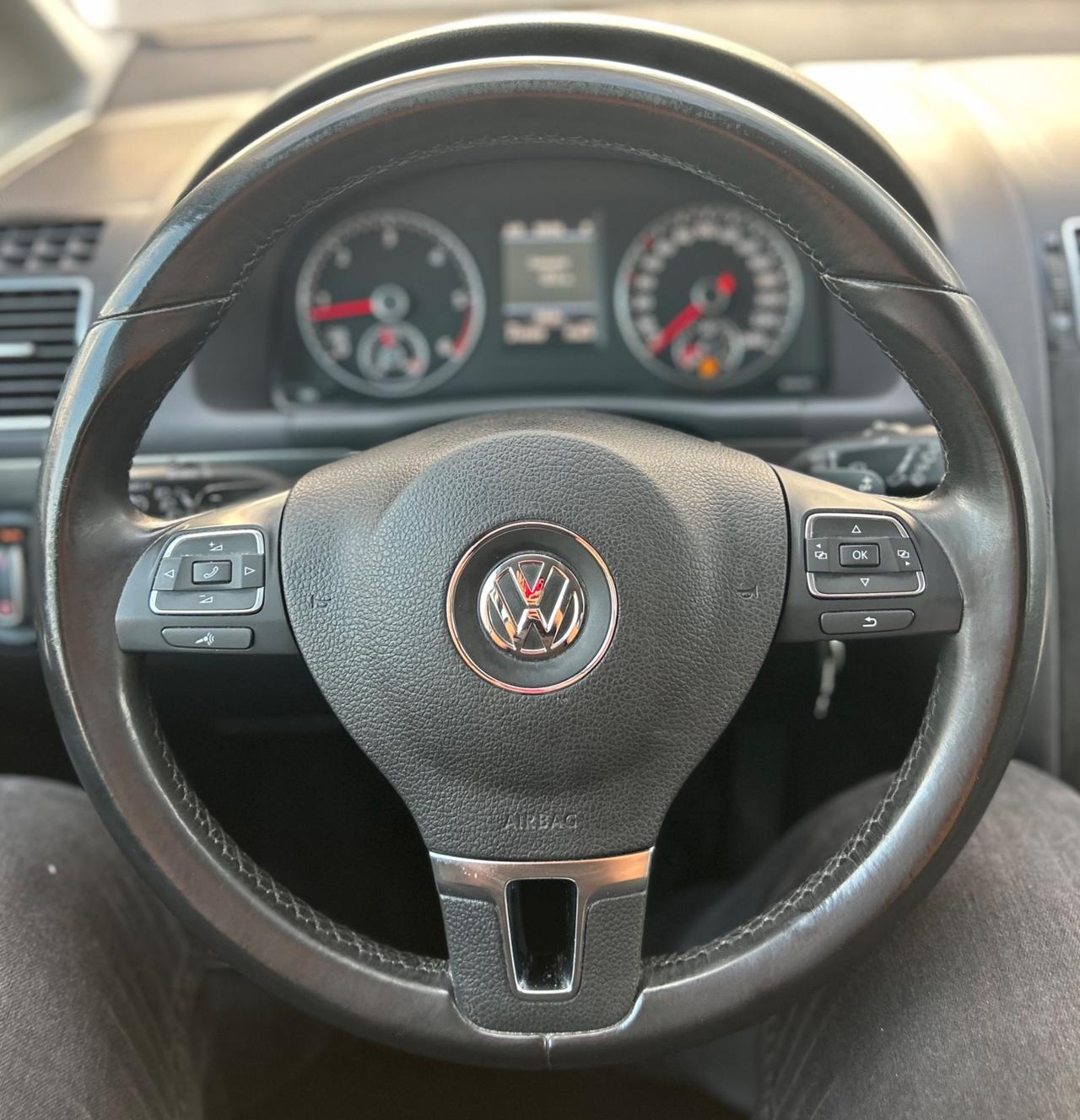 Volkswagen Touran TDI DSG Comfortline 7 POSTI