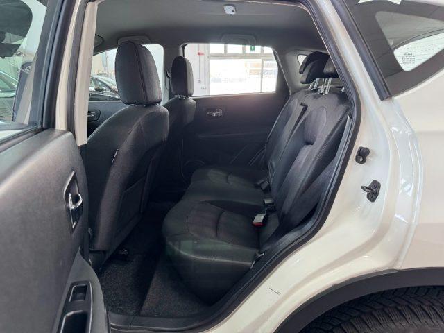 NISSAN Qashqai 1.6 dCi DPF Tekna 4x4