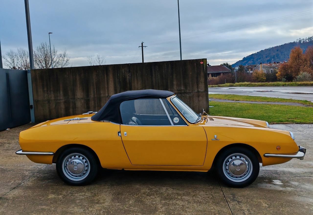 Fiat 850 Spider (RESTAURO TOTALE)