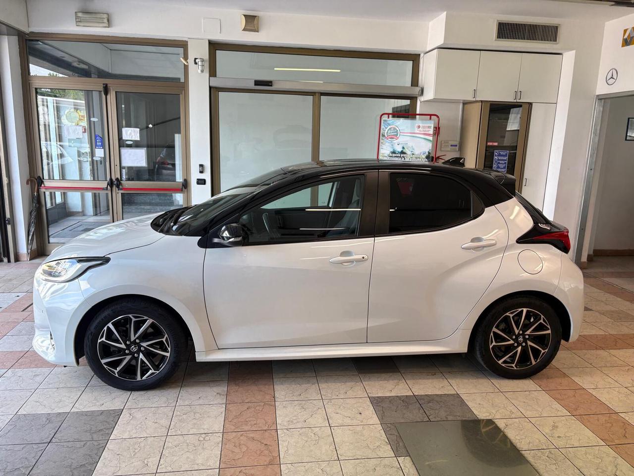 Toyota Yaris 1.5 Hybrid 5 porte Style