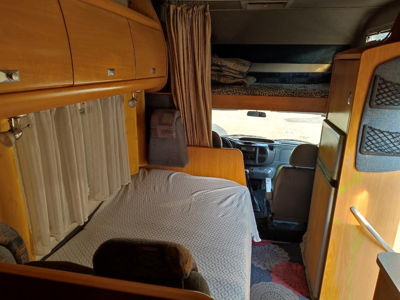 Ford TRANSIT CAMPER 6POSTI LETTO CHALLENGER