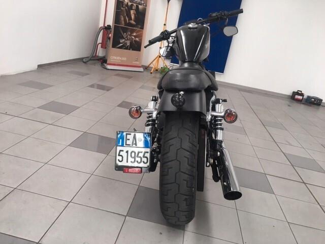 Harley-Davidson 1200 Sportster Custom SPORTSTER