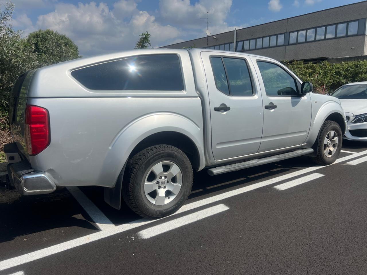Nissan Navara 2.5 dCi 4 porte Double Cab LE