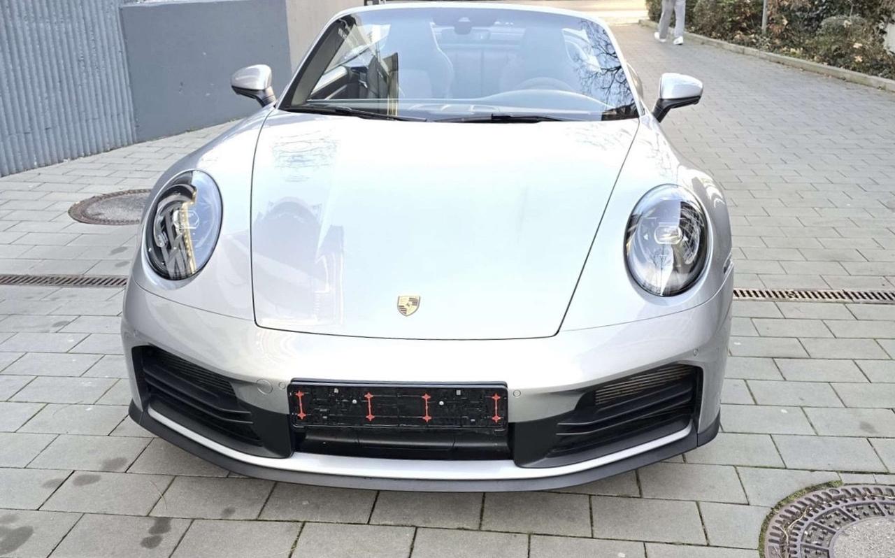 Porsche 911 Carrera Cabriolet
